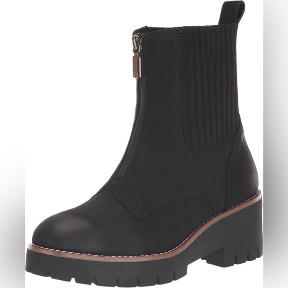 Blondo Women’s Demaria Waterproof Ankle Boots in Black in size 9 - Picture 1 of 8